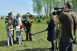 На берегу Ладожского озера в честь ветеранов состоялся праздничный концерт